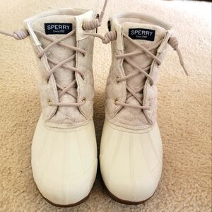 Sperry Women's Syren Gulf Wool Quilt Ivory 9.5 B(M) US